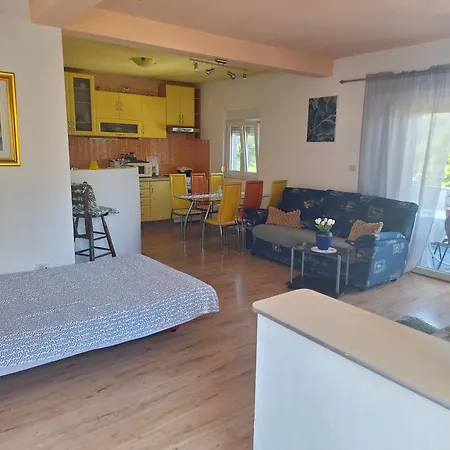Apartment Mari *